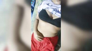 Video Desi girlfriend make a nude...