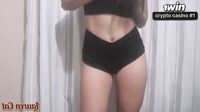 Video Hot dark-haired sat on my...