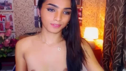 Video Hot Brunette Tranny Teasing her...