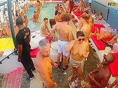 Video glamourous french swingers club...