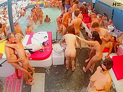 Video glamourous french swingers club...