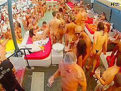 Video glamourous french swingers club...