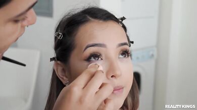Video Lexi Aaane Squirts For...