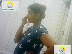 Video Hiddencam Video of Desi...